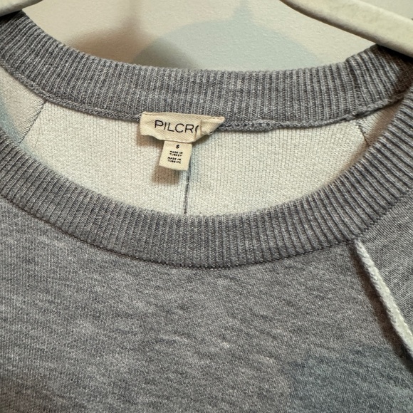 Anthropologie Oaklyn Cozy Crew-Neck Sweatshirt by Pilcro: Short-Sleeve Edition - Picture 8 of 10